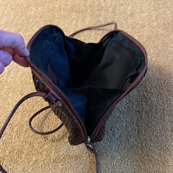 Vintage woven leather CEM purse - Picture 7 of 9